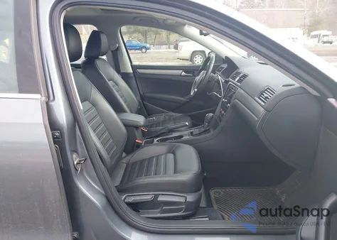 2014 Volkswagen Passat 3.6L V6 Se z USA, uszkodzony, nr VIN 1VWBM7A31EC106491